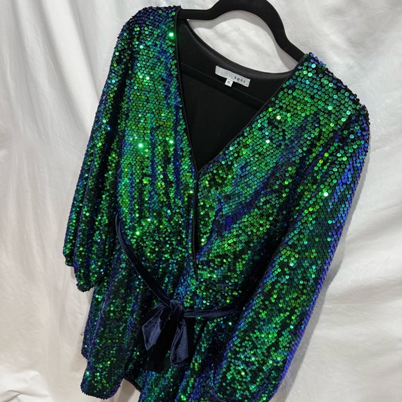 Baltic Born Sequin Dress XL Long Sleeve Belted V-Neck Homecoming Cocktail Rave - Picture 2 of 15